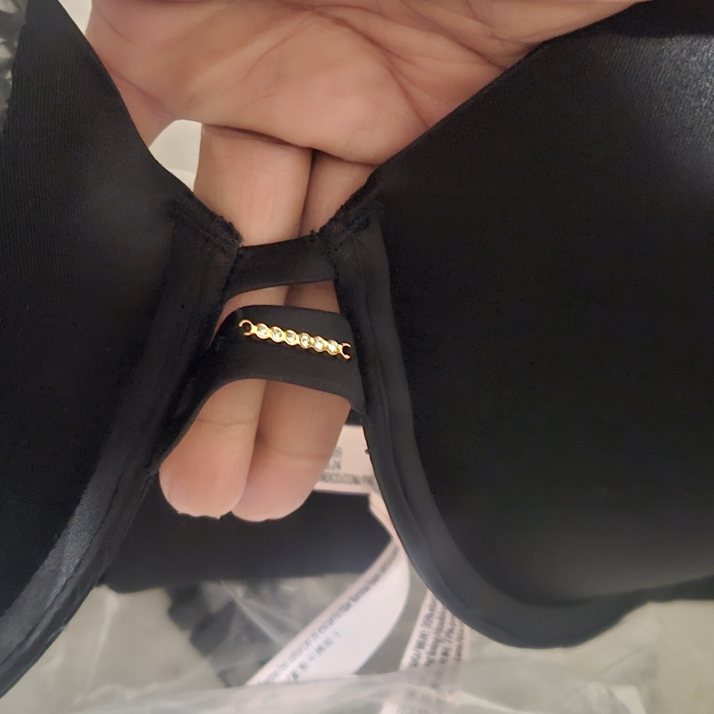 BRAND NEW Very Sexy Smooth Push-Up Bra - Picture 7 of 7